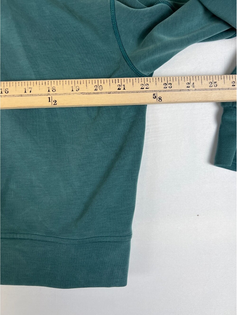 Lululemon Womens 10 Green Modal Blend Pullover Hoodie Athletic Sweatshirt Top - Picture 12 of 12